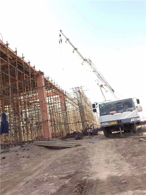 本溪市25 吨、50 吨吊车怎么选？多大重量 / 半径适合对应车型？